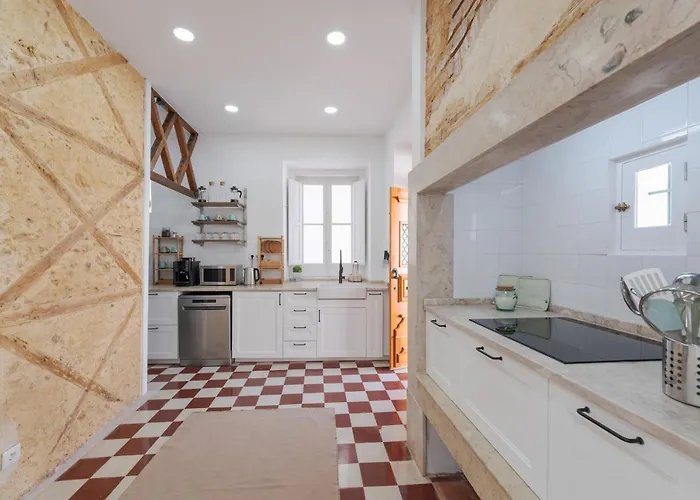 Almada Villa Гостевой дом