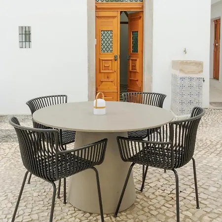 Almada Villa Guest house Almada