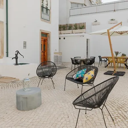 Almada Villa Almada