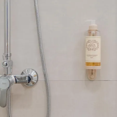 Guest house Almada Villa