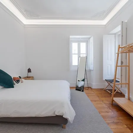 Almada Villa Guest house *