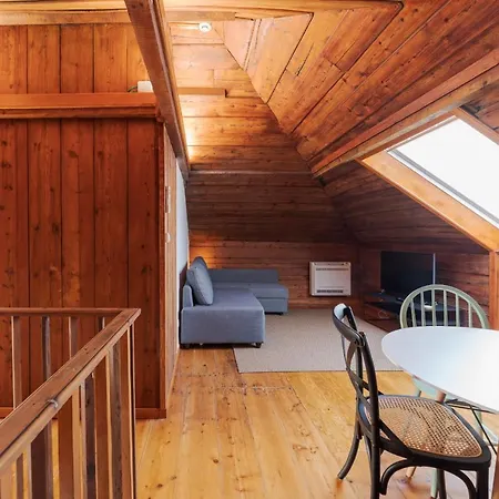 Pensión Almada Villa 4*