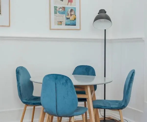 Almada Villa Pensión Almada