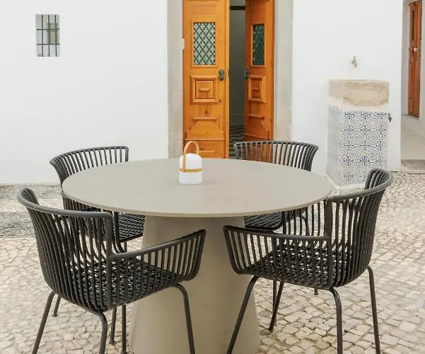 Almada Villa Pensión Almada