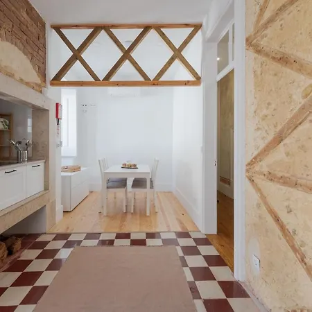 Almada Villa